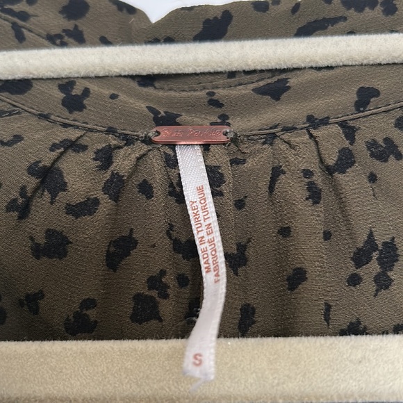 Free People Button Down Top - Picture 2 of 2
